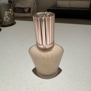 Paul & Joe Illuminating Foundation Primer 01
